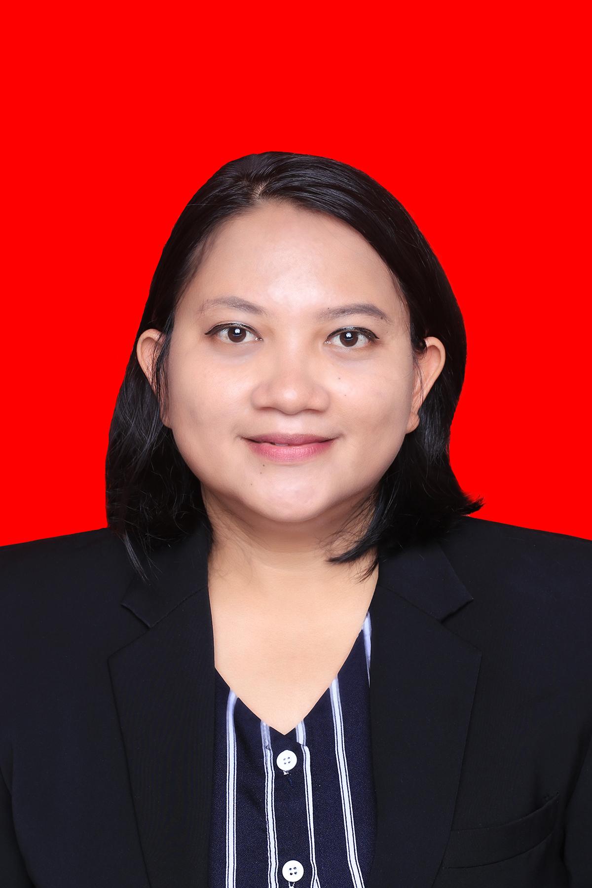 Dr. Henni Cintya