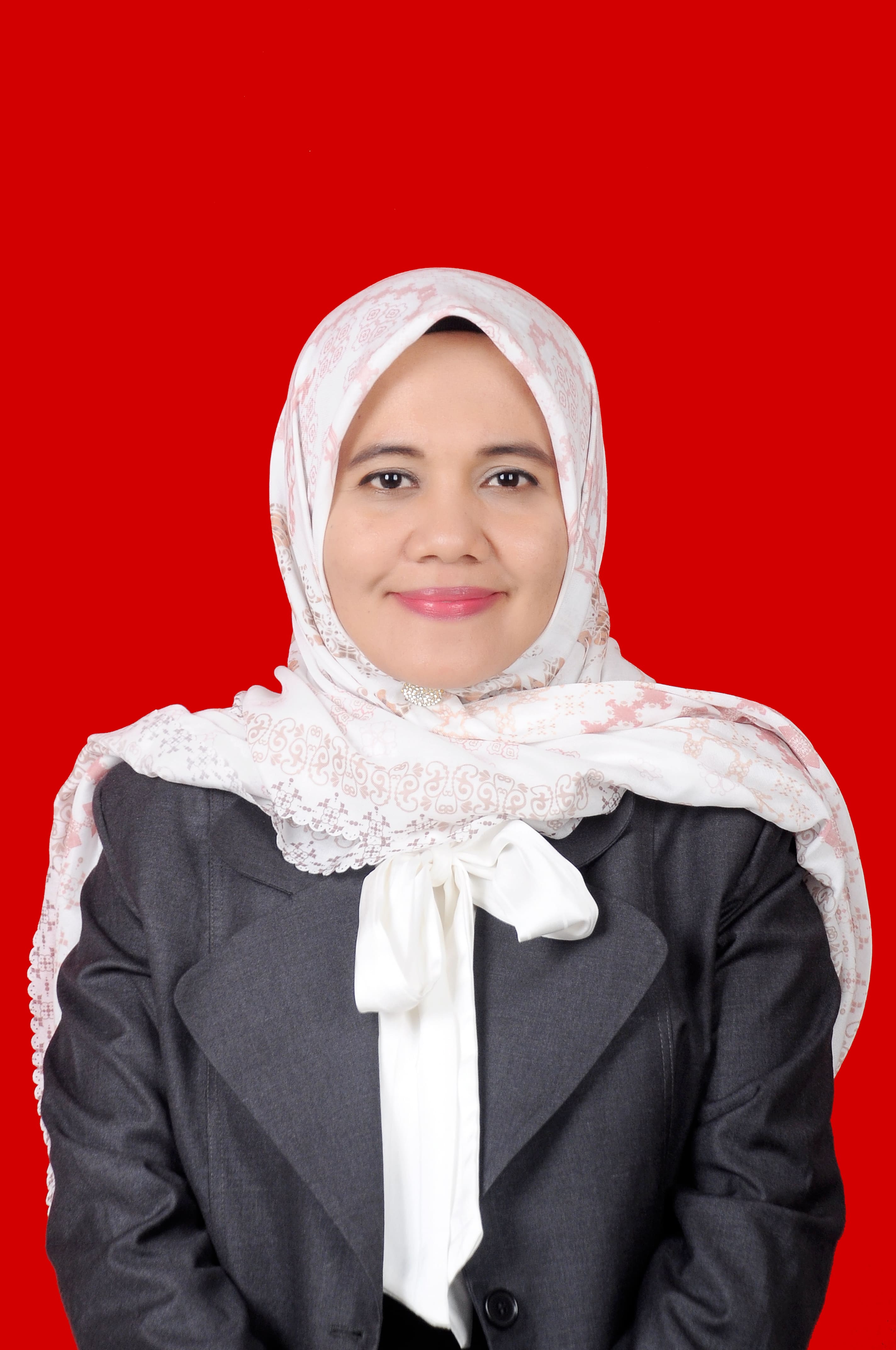 Dr. Yulia Fitri